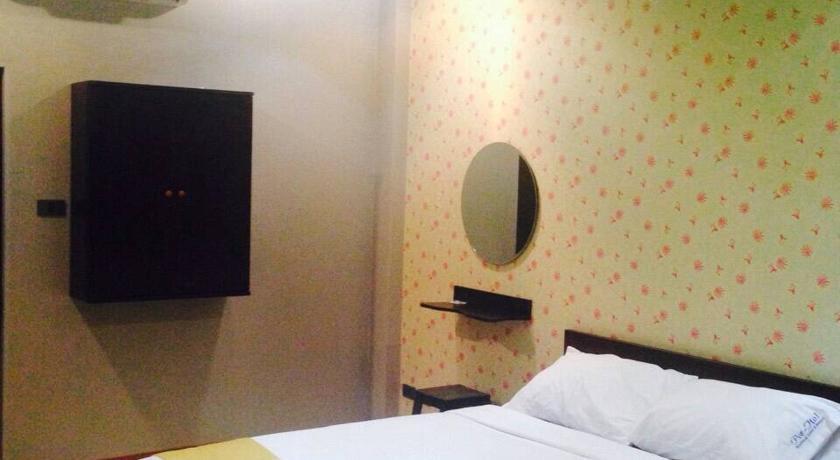Por-Ho Boutique Hotel Nakhonratchasima Buitenkant foto